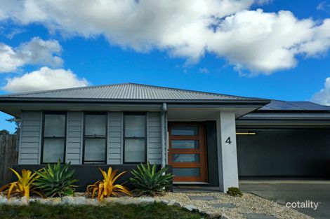 4 Commander Ct, Jones Hill, QLD 4570