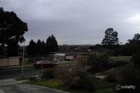 Property photo of 11 Ramsay Court Endeavour Hills VIC 3802
