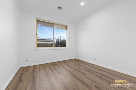 Property photo of 5 Tannaroo Crescent Delahey VIC 3037