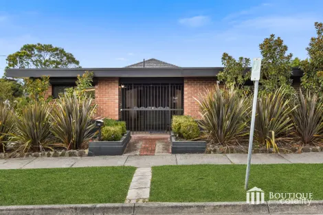 Property photo of 30 Lipton Drive Dandenong North VIC 3175