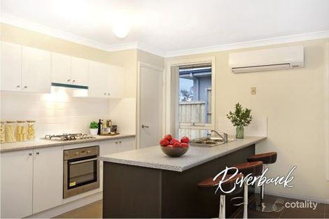 Property photo of 16 Dromedary Place Macquarie Links NSW 2565