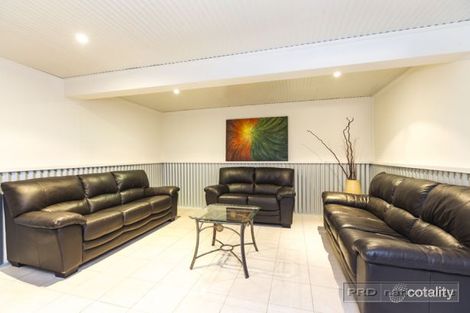 Property photo of 28 Invermore Close Wallsend NSW 2287