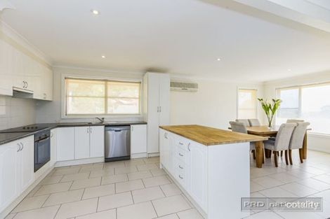 Property photo of 28 Invermore Close Wallsend NSW 2287