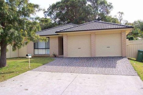 Property photo of 139 Kerry Crescent Berkeley Vale NSW 2261