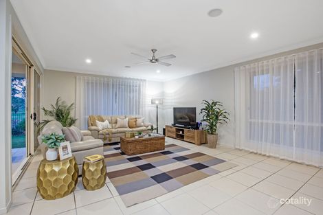 Property photo of 26 Chip In Place Helensvale QLD 4212