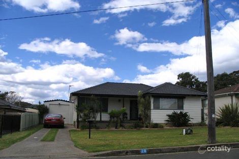 28 Gordon Ave, Oak Flats, NSW 2529