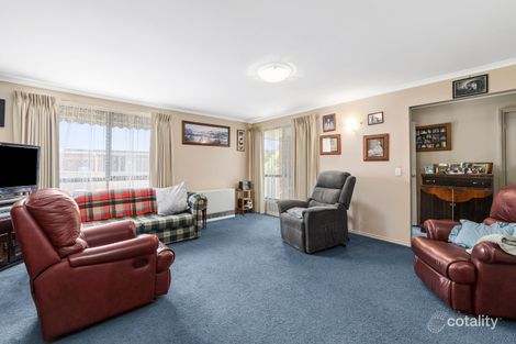 Property photo of 8 Bradby Avenue Mount Clear VIC 3350