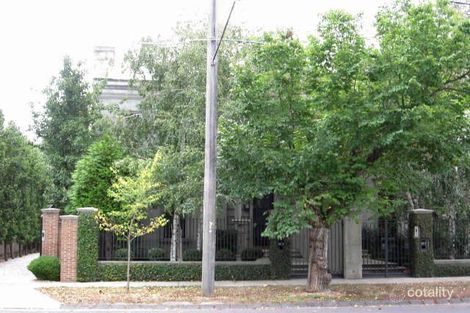 Property photo of 35 Irving Road Toorak VIC 3142