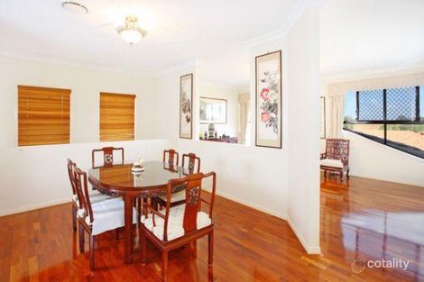 Property photo of 28 Toorak Place Runcorn QLD 4113