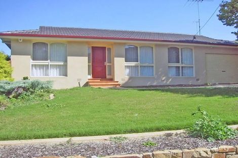 7 Harkaway Rd, Berwick, VIC 3806