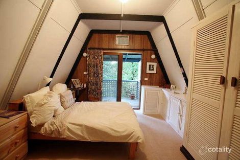 Property photo of 4 Lakeside Drive Emerald VIC 3782