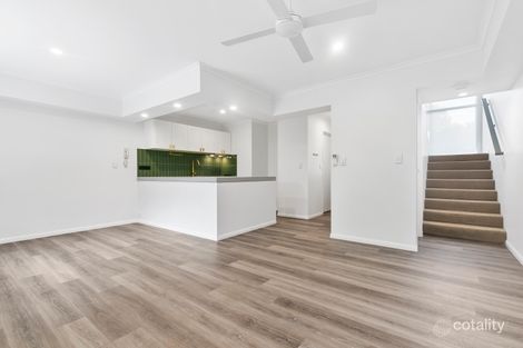 Property photo of 16/1 Beacon Court Sunrise Beach QLD 4567