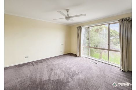 Property photo of 64 Lardner Road Drouin VIC 3818