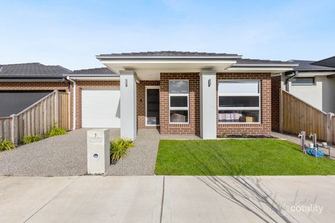 Property photo of 7 Bexley Terrace Donnybrook VIC 3064