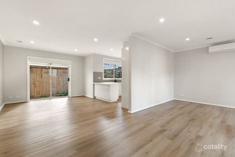 Property photo of 2/26 Turner Close Springvale VIC 3171