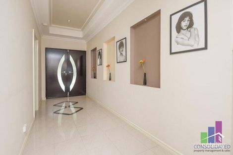 Property photo of 11 Langford Boulevard Madeley WA 6065