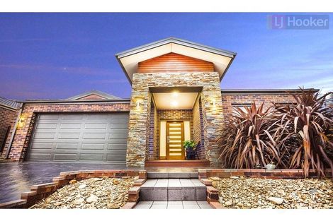 Property photo of 35 Cradle Mountain Drive Craigieburn VIC 3064