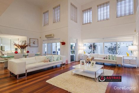 Property photo of 36 Staysail Crescent Clear Island Waters QLD 4226