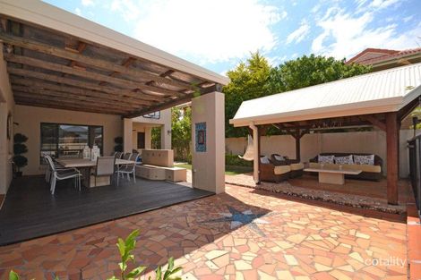 Property photo of 27 Charolais Crescent Benowa QLD 4217
