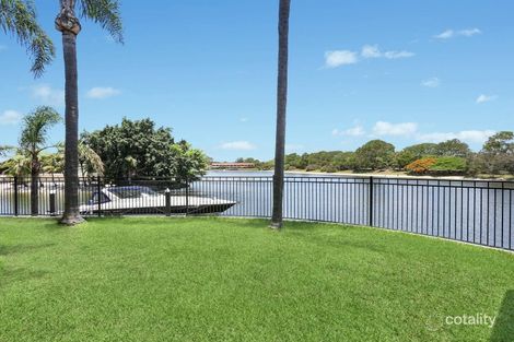 Property photo of 30 Bight Court Mermaid Waters QLD 4218