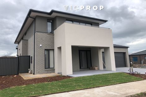 33 Coronado Ave, Craigieburn, VIC 3064