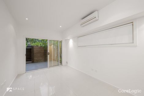 Property photo of 153 Macrossan Avenue Norman Park QLD 4170