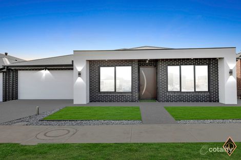 16 Emilia Cct, Fraser Rise, VIC 3336