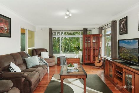 Property photo of 11 Mawarra Avenue Dapto NSW 2530