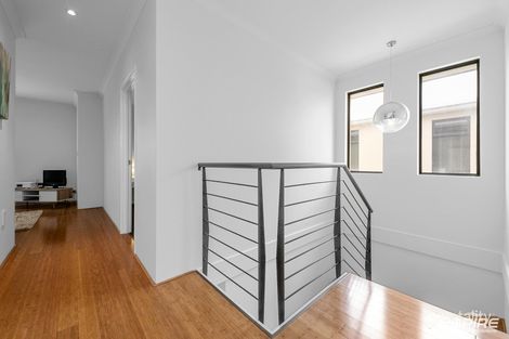 Property photo of 24 Leschenault Boulevard Lake Coogee WA 6166