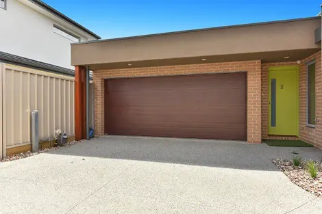 2/90 Clydesdale Rd, Airport West, VIC 3042