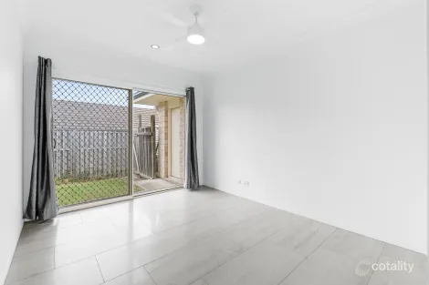 Property photo of 101 Wunburra Circle Pacific Pines QLD 4211