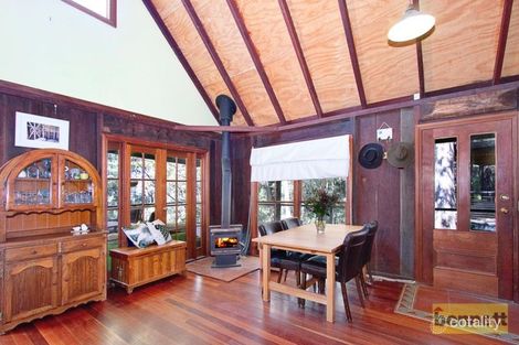 Property photo of 20 Currawong Crescent Bowen Mountain NSW 2753