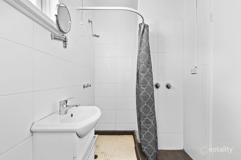 Property photo of 10/84 Beaconsfield Parade Albert Park VIC 3206