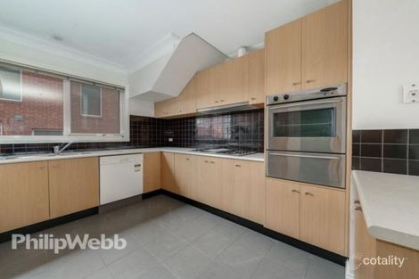 Property photo of 1/425 Station Street Box Hill VIC 3128