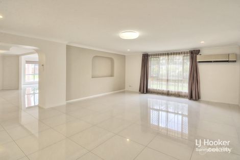 Property photo of 8 Ingluna Circuit Eight Mile Plains QLD 4113