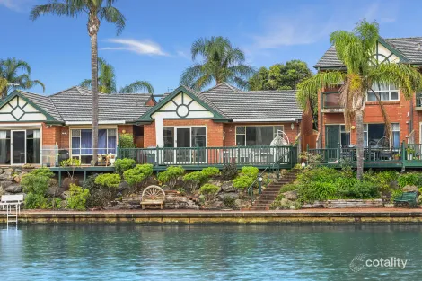 4/11 Martin Ct, West Lakes, SA 5021