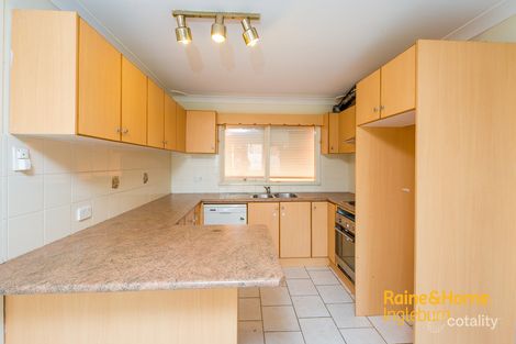Property photo of 5 Kikori Place Glenfield NSW 2167
