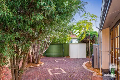 Property photo of 1 Holmes Place Hilton WA 6163