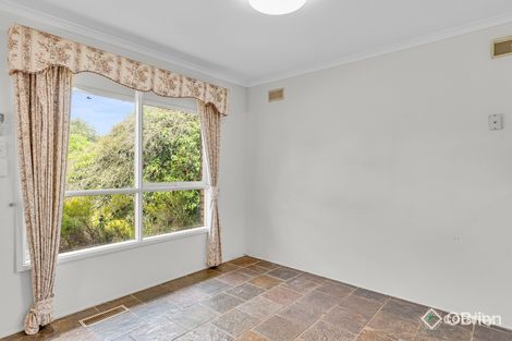 Property photo of 3 Wattle Place Melton South VIC 3338