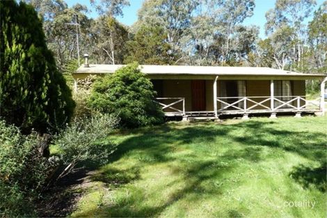 30 Warenda Rd, Clare, SA 5453