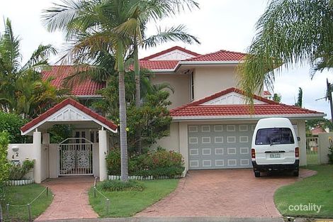 42 Kincardine Dr, Benowa, QLD 4217