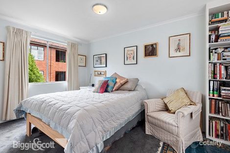 Property photo of 12/16 Robe Street St Kilda VIC 3182
