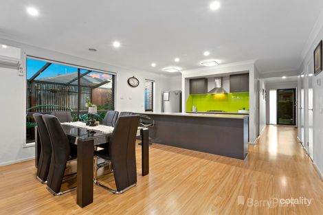Property photo of 13 Cloverbank Drive Cranbourne East VIC 3977