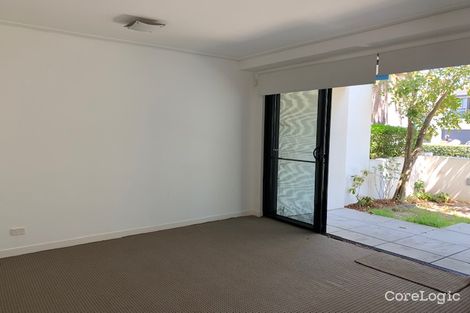 Property photo of 47 Harbour Rise Hope Island QLD 4212