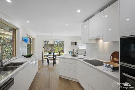 Property photo of 31 Treelands Drive Jilliby NSW 2259