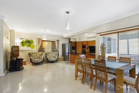 Property photo of 6 Mercure Place Highland Park QLD 4211