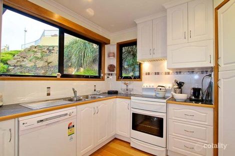 Property photo of 1 Peta Court Old Beach TAS 7017