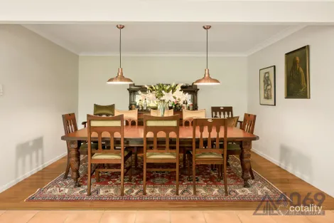 Property photo of 10 Cedrela Street Moggill QLD 4070