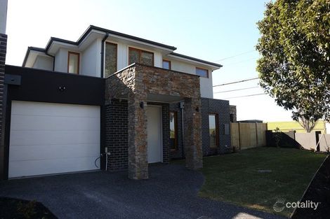 2a Marcus Rd, Dingley Village, VIC 3172