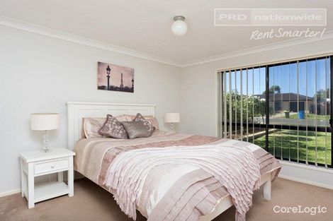 Property photo of 6 Apprentice Avenue Ashmont NSW 2650